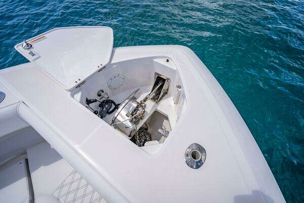 Everglades 435 Center Console Yacht For Sale
