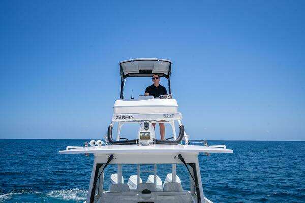 Everglades 435 Center Console Yacht For Sale