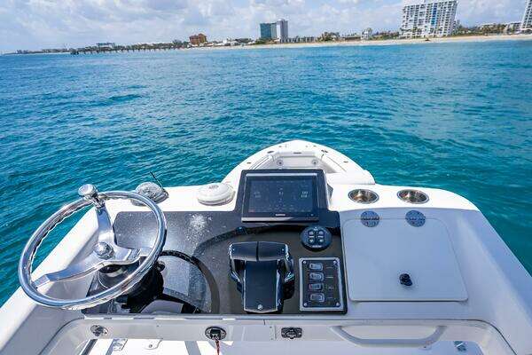 Everglades 435 Center Console Yacht For Sale