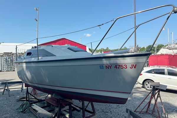 24ft O Day Yacht For Sale
