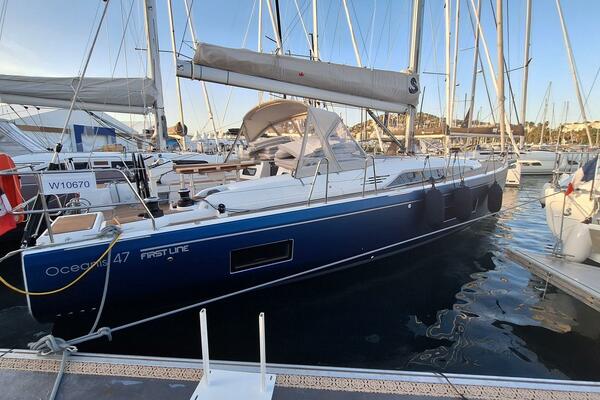 Beneteau Oceanis 47