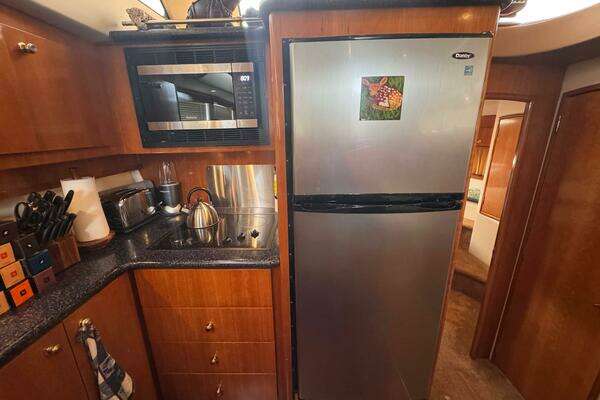 Carver 466 Motor Yacht Yacht For Sale