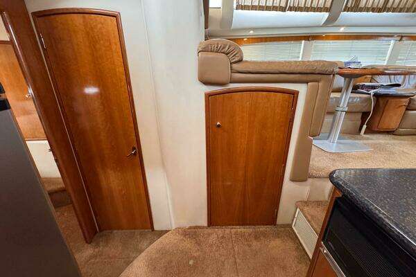 Carver 466 Motor Yacht Yacht For Sale
