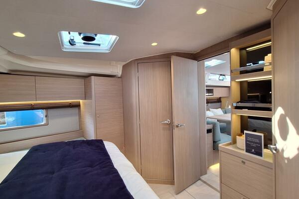 Beneteau Oceanis 52