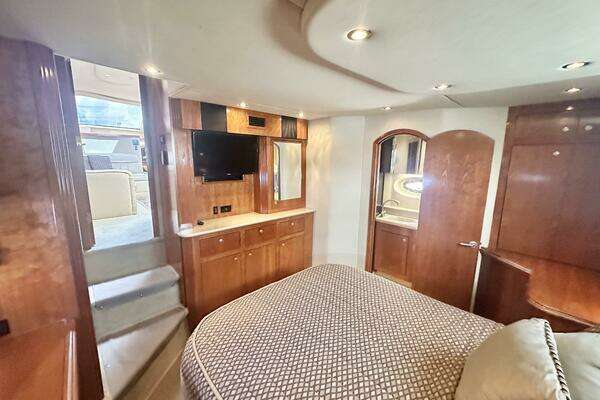 Cruisers Yachts 405 Yacht For Sale