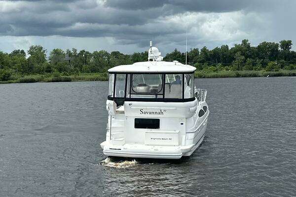 Cruisers Yachts 405 Yacht For Sale