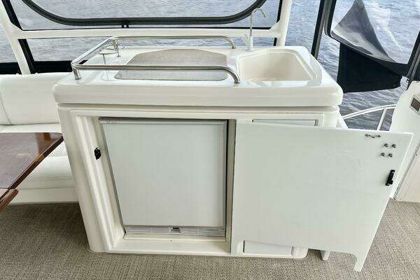 Cruisers Yachts 405 Yacht For Sale