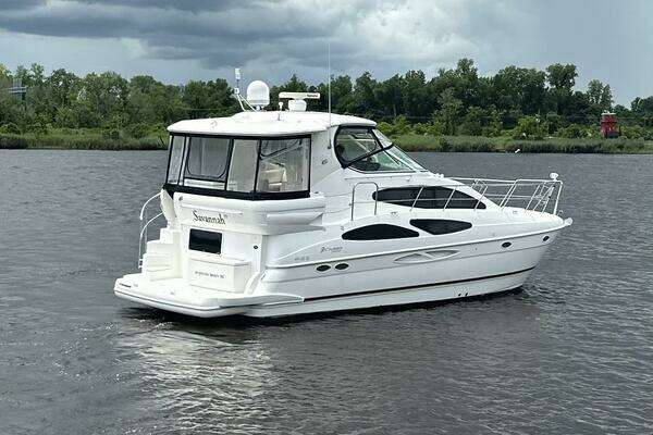 Cruisers Yachts 405 Yacht For Sale