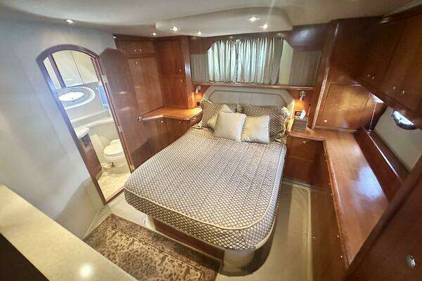 Cruisers Yachts 405 Yacht For Sale