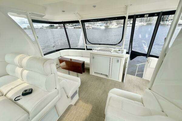 Cruisers Yachts 405 Yacht For Sale