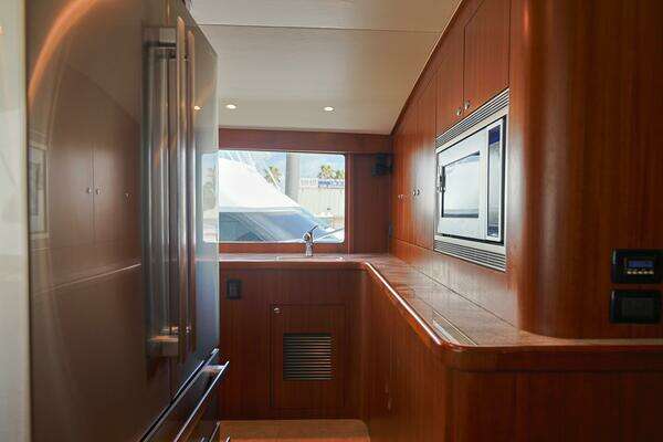 Blackwell 62 Convertible Yacht For Sale