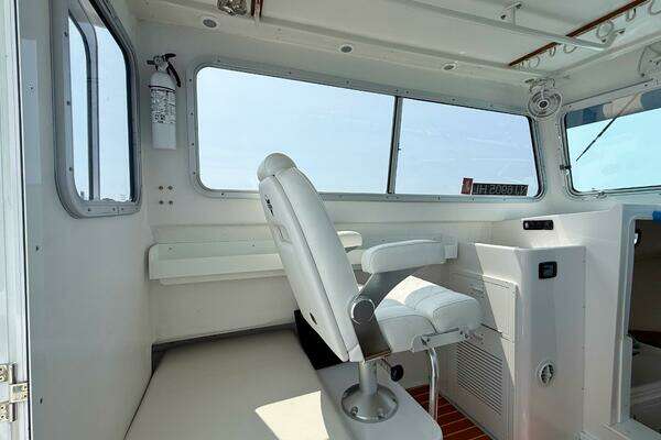 Steiger Craft 31 Chesapeake Yacht For Sale