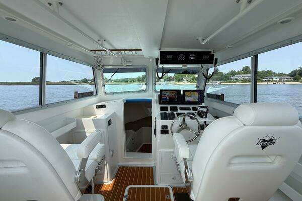 Steiger Craft 31 Chesapeake Yacht For Sale