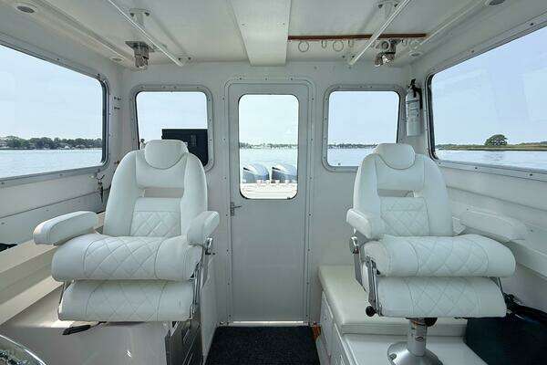 Steiger Craft 31 Chesapeake Yacht For Sale