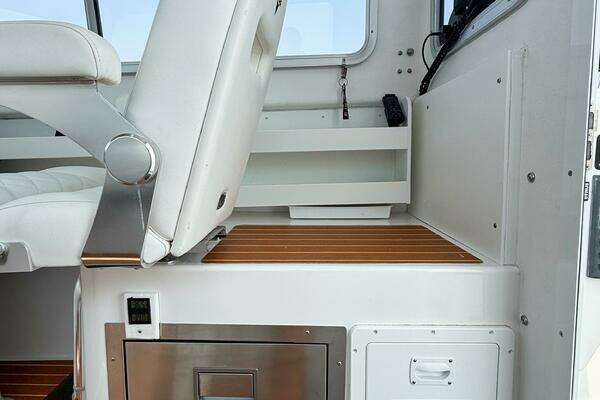 Steiger Craft 31 Chesapeake Yacht For Sale