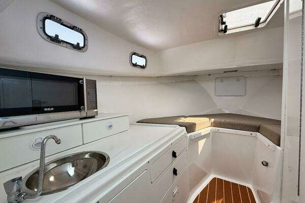 Steiger Craft 31 Chesapeake Yacht For Sale