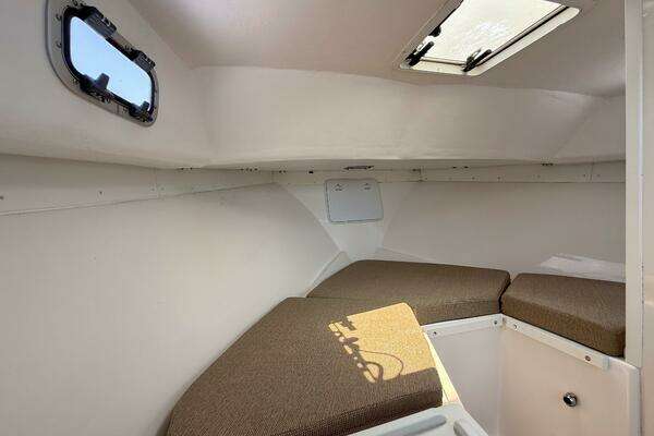 Steiger Craft 31 Chesapeake Yacht For Sale