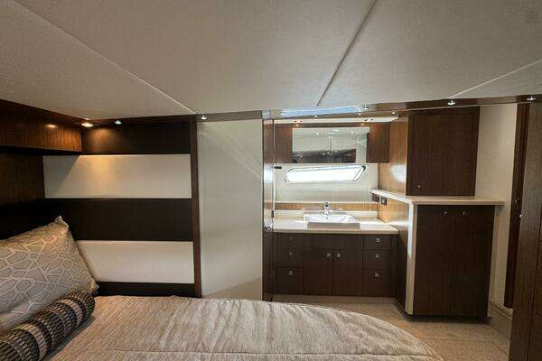 Cruisers Yachts 48 Cantius Yacht For Sale