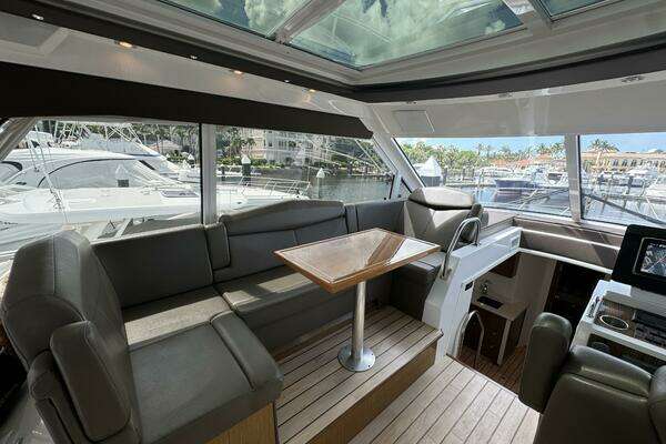 Cruisers Yachts 48 Cantius Yacht For Sale