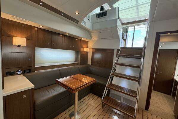 Cruisers Yachts 48 Cantius Yacht For Sale