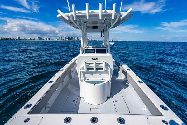 23ft Reef Runner Yacht For Sale