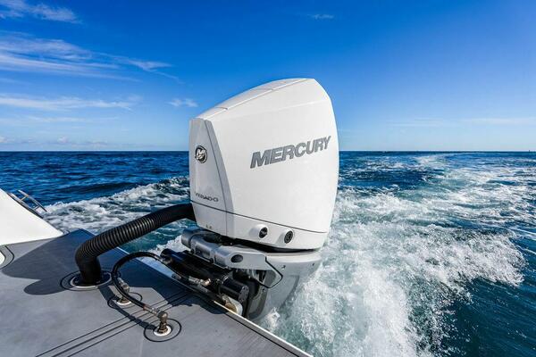 23ft Reef Runner Yacht For Sale