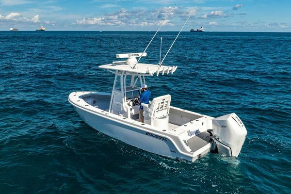 23ft Reef Runner Yacht For Sale