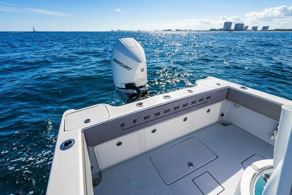 23ft Reef Runner Yacht For Sale