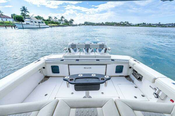 Solace 41CS Yacht For Sale