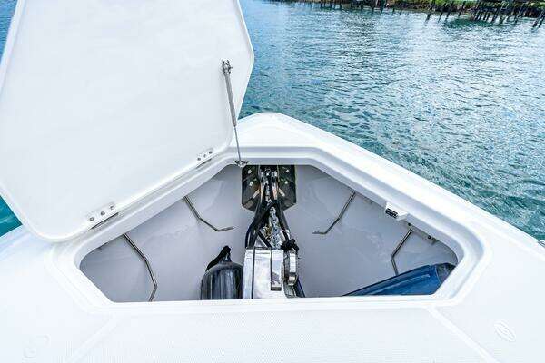 Solace 41CS Yacht For Sale