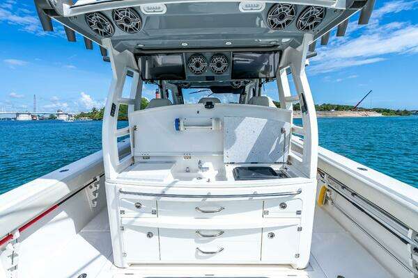 Solace 41CS Yacht For Sale