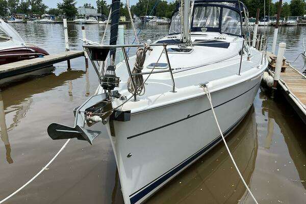 Photo of the 2004 Hunter 41 "Drachenfels"