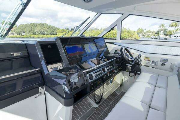 Formula  Yacht For Sale