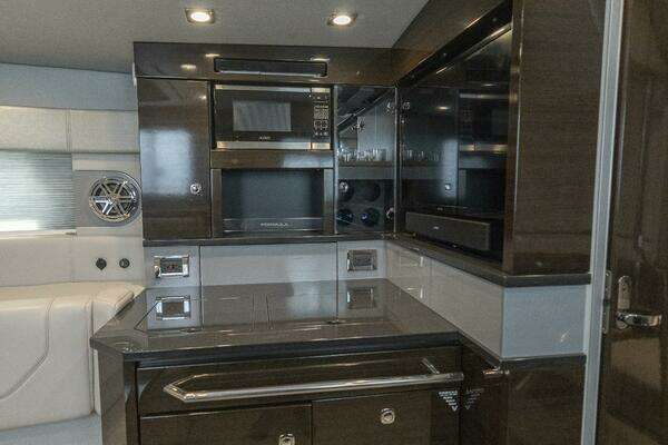 Formula  Yacht For Sale