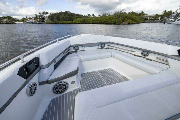 Formula  Yacht For Sale