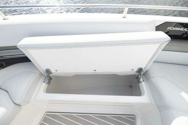 Formula  Yacht For Sale