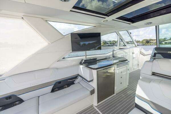 Formula  Yacht For Sale