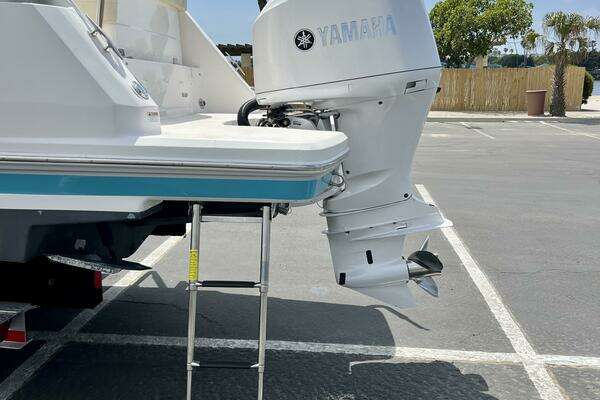 Regal 26 XO Yacht For Sale