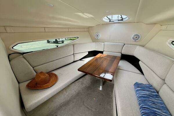 Regal 26 XO Yacht For Sale
