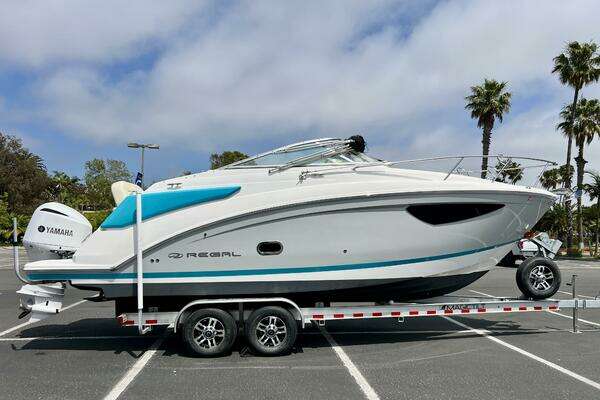 Regal 26 XO Yacht For Sale