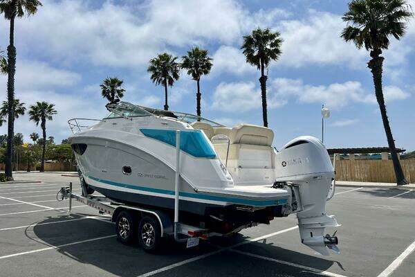 Regal 26 XO Yacht For Sale