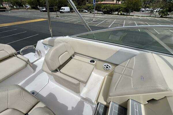 Regal 26 XO Yacht For Sale