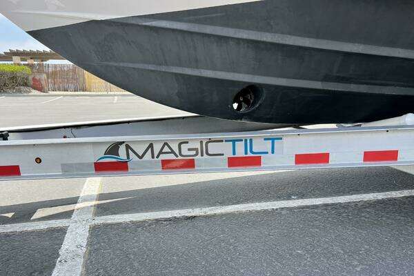 Regal 26 XO Yacht For Sale