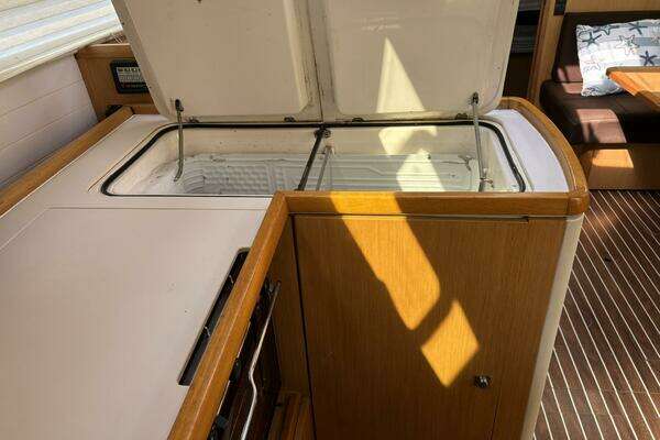 Bavaria Vision 46 Yacht For Sale