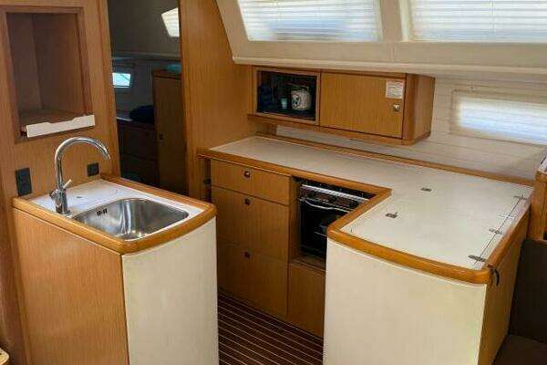 Bavaria Vision 46 Yacht For Sale