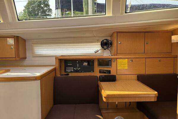 Bavaria Vision 46 Yacht For Sale