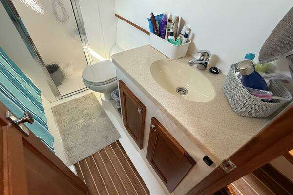 Maine Cat P44 Yacht For Sale