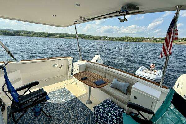 Maine Cat P44 Yacht For Sale