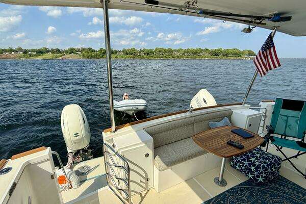 Maine Cat P44 Yacht For Sale