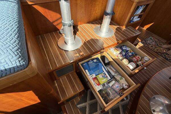 Maine Cat P44 Yacht For Sale